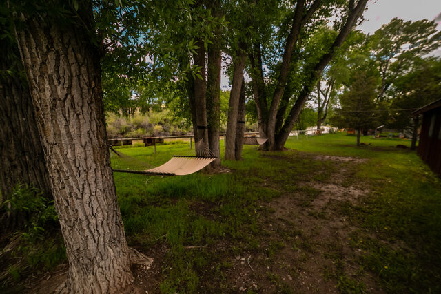 Image 9 for King Suite (Kitchen)