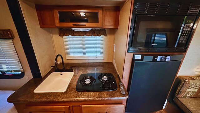 Image 9 for Wind River Camper