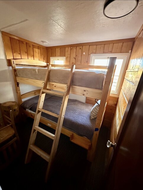 Image 1 for King Suite (Kitchen)