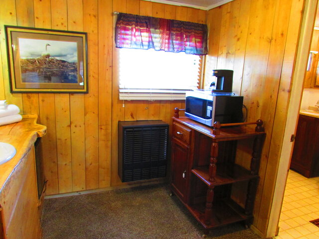 Image 4 for Deluxe King