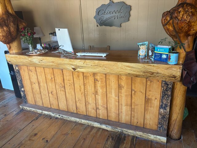 Image 12 for Deluxe King