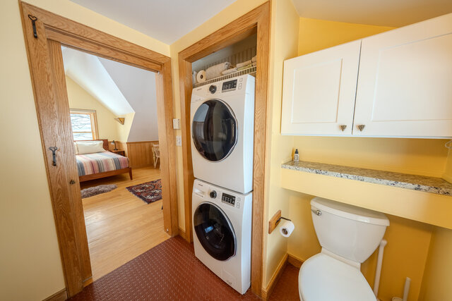 Image 12 for The Carriage House Suite