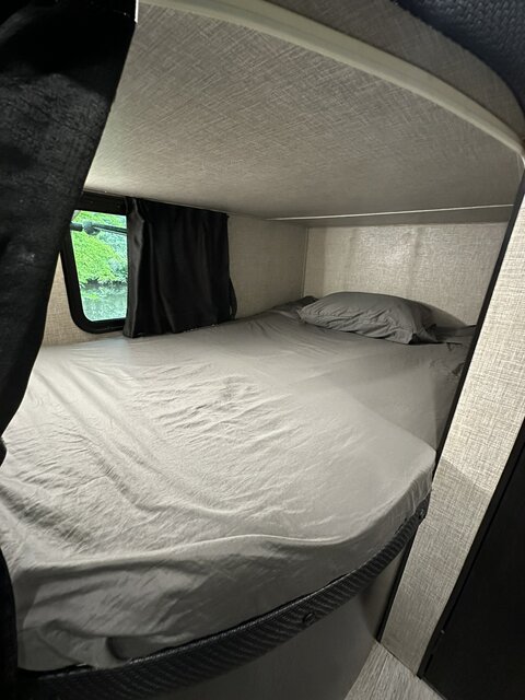 Image 5 for G 07) Prowler Bunk House (Site 20)