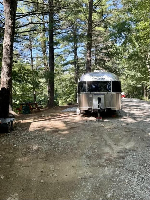 Image 1 for RV 07) 30' Riverfront RV - Water & Electric