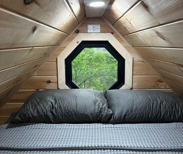 Image 8 for C 04) Tiny Cabin - Queen Loft, Full (Site 1)