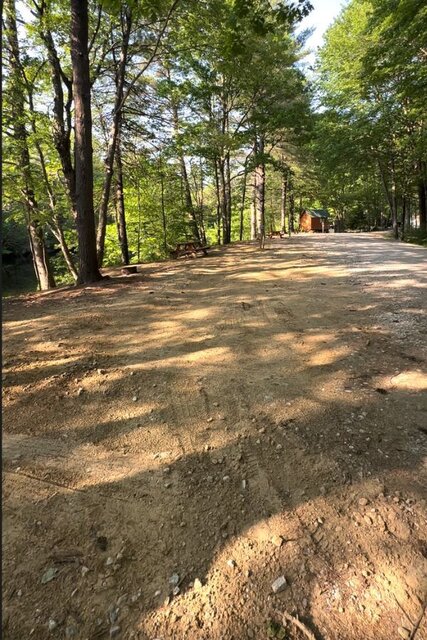 Image 1 for RV 03) 40' Riverfront RV - Water & Electric