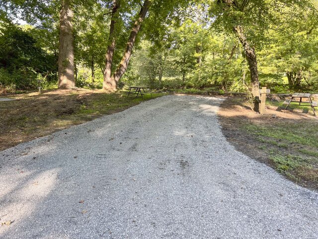 Image 1 for RV 29) Creekside Back-In 30amp (No Sewer)