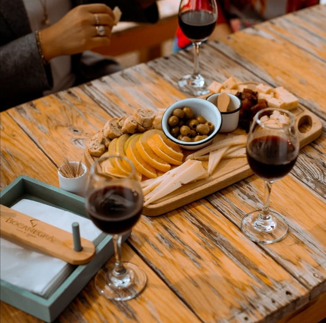 Imagen de Tabla de Quesos y Vino