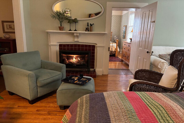 gas log fireplace in both bedrooms - connecting door