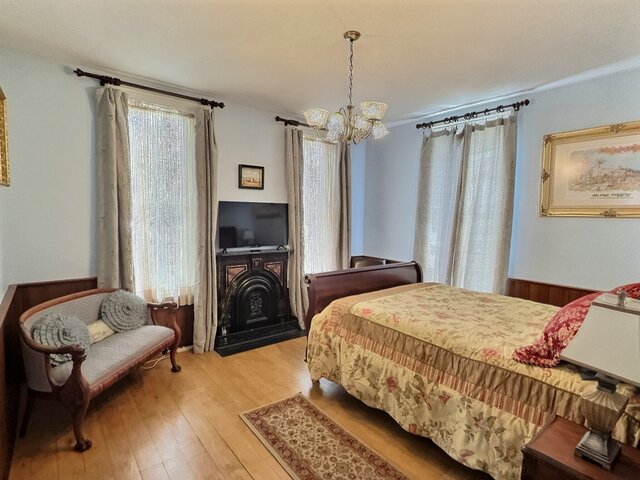 Image 1 for Lincoln Bedroom Suite