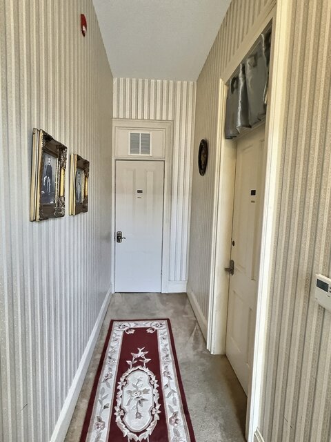 Image 3 for Lawton Suite