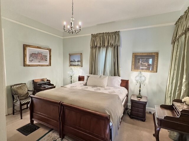 Image 1 for Lawton Suite