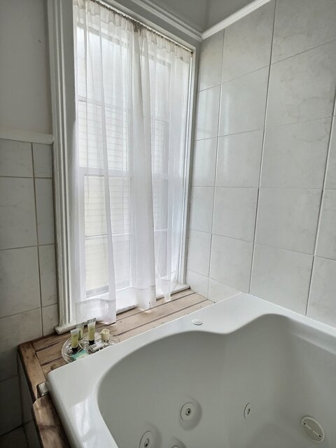 Image 17 for McCulloch Suite