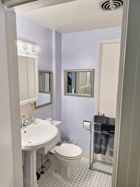 Image 7 for Hollywood Apartment