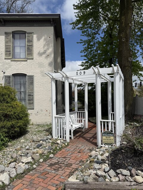 Image 15 for Foster Suite