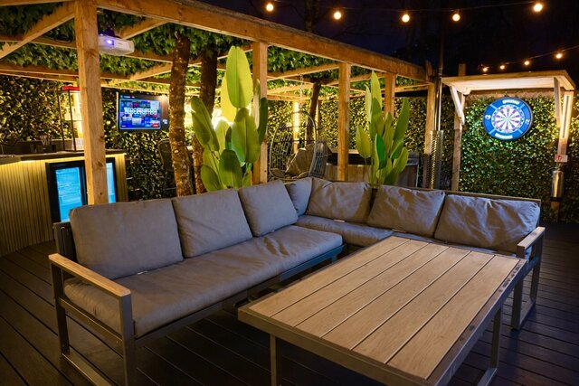 Image 15 for The Oasis