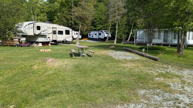 Image 4 for 48) Spacious Beachfront RV Site | Fully Serviced