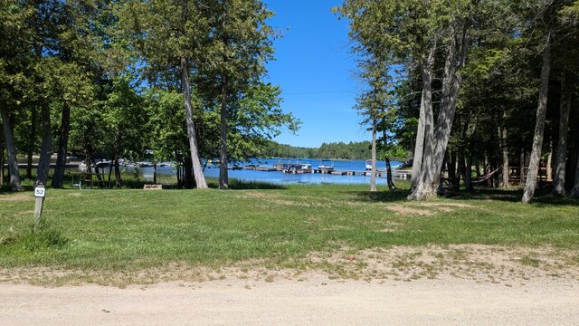 Image 3 for 52) Spacious Beachfront RV Site | Hydro & Water