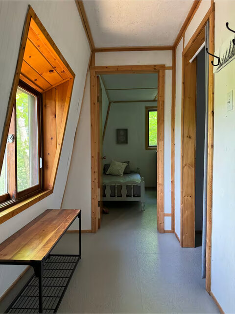 Image 9 for 004) Lakefront Blue Peninsula | Kayaking | Views