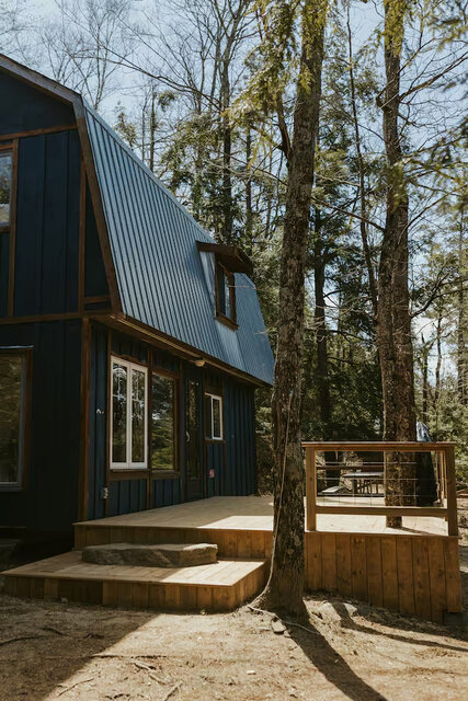 Image 2 for 004) Lakefront Blue Peninsula | Kayaking | Views