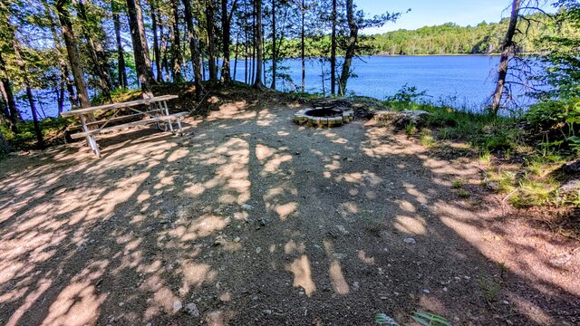 Image 6 for 98) Premium Waterfront Tent Site