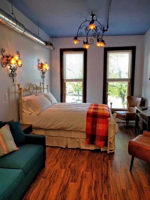 Image 1 for La Luna Azul Suite