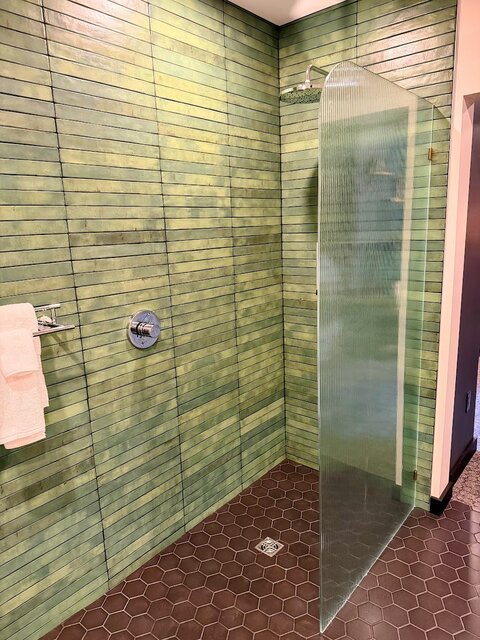 Image 11 for Waterworks Suite