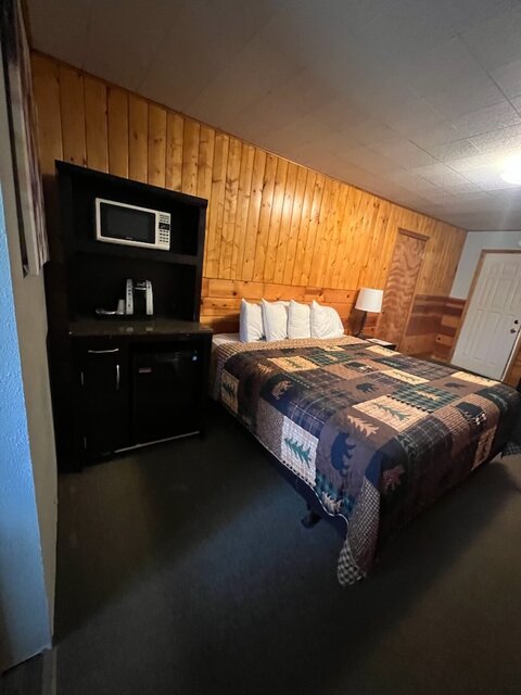 Image 3 for King Bed