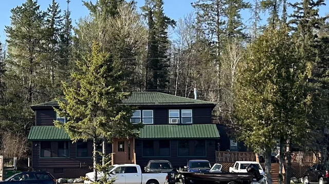 Image 1 for 09) Lakeview Cabin