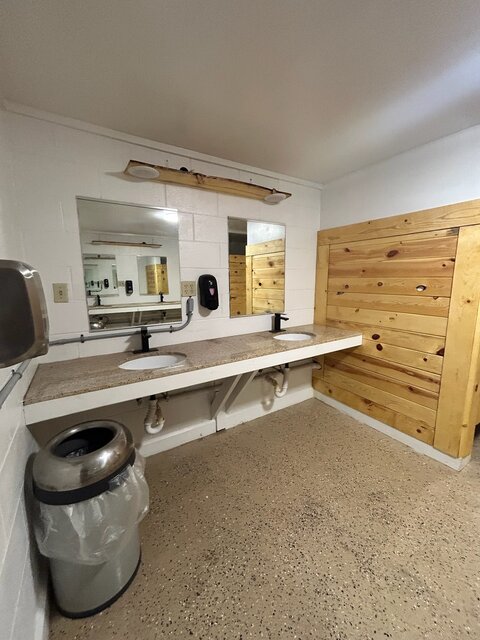 Image 18 for Cabin Pet Friendly