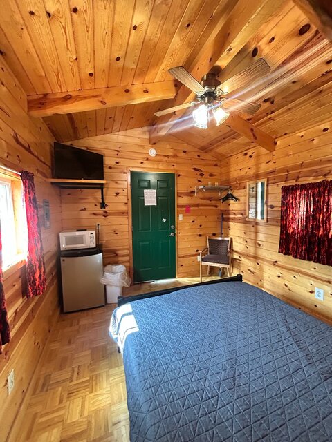 Image 6 for Camping Cabin Queen Bed