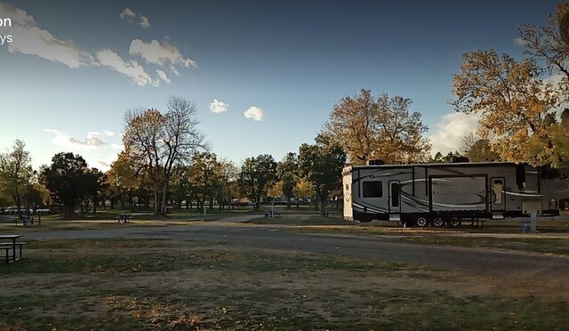 Image 3 for RV Full Hook UP Pull Through 30 or 50 amp