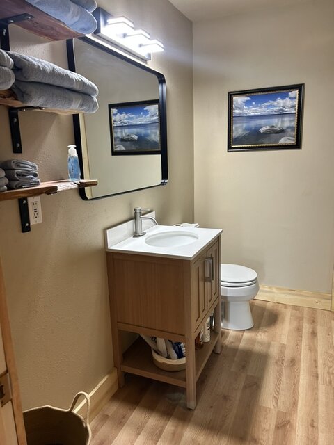 Image 14 for 2Br 1 Bath Cabin Top Floor