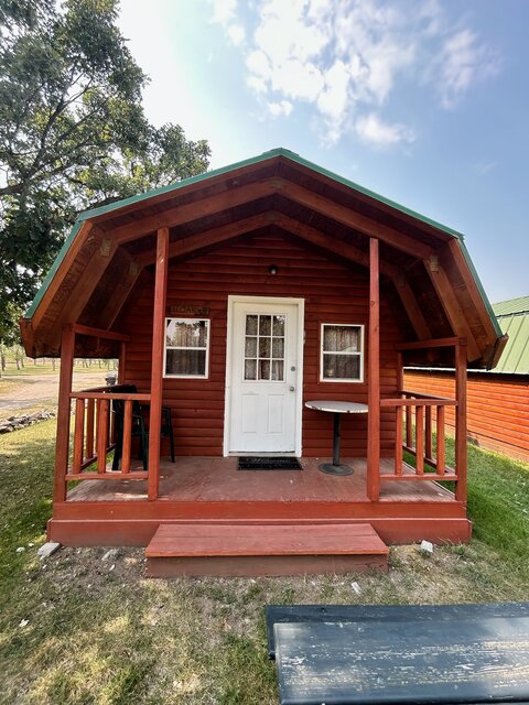 Image 3 for Cabin with Bathroom 2 Twins