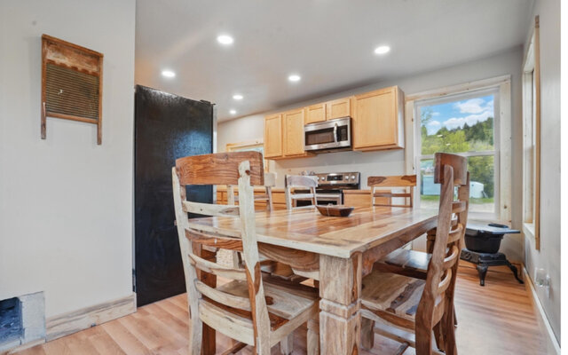 Image 5 for 2Br 1 Bath Cabin Top Floor