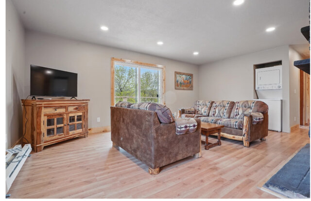 Image 7 for 2Br 1 Bath Cabin Top Floor