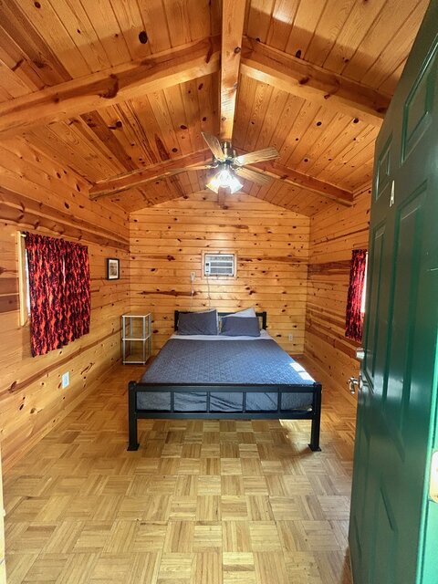 Image 4 for Camping Cabin Queen Bed