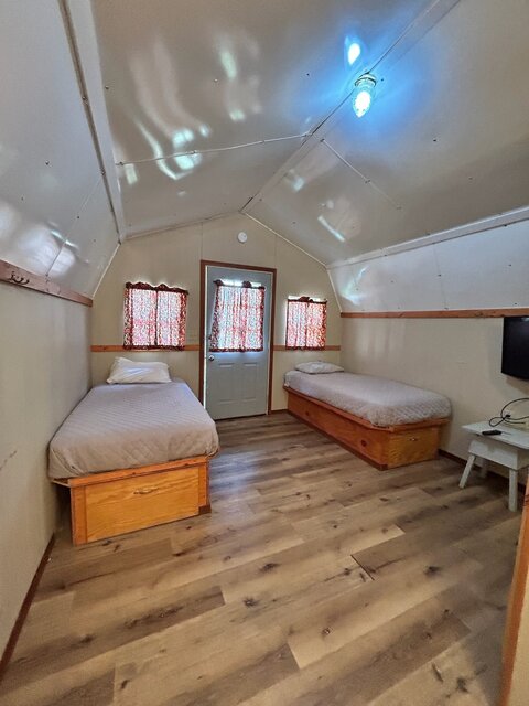 Image 3 for Cabin with Bathroom 2 Twins