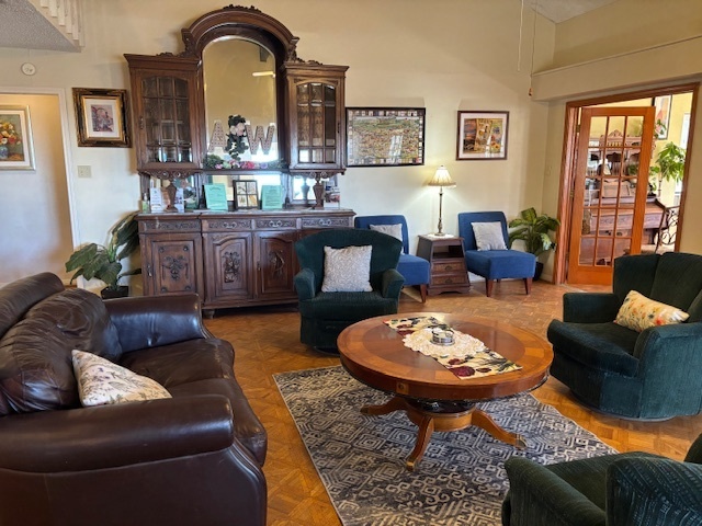 Image 3 for The Manor