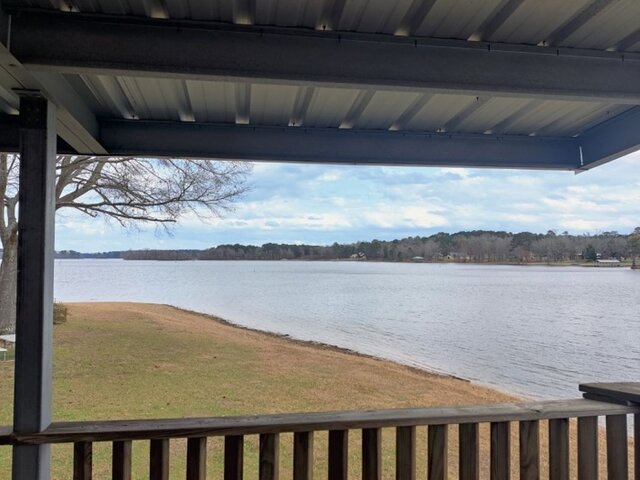 Image 8 for LH The Beachhouse at the Lake  -  NO PETS