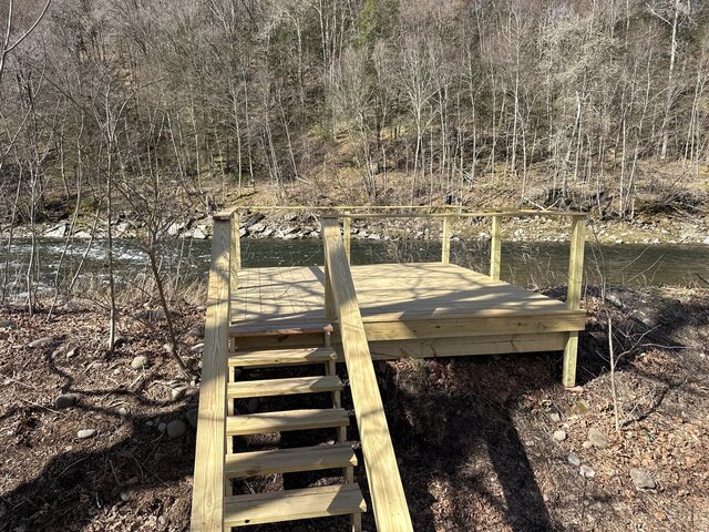 Image 3 for Riverfront-Tent 1