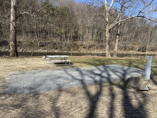 Image 2 for Riverfront 54