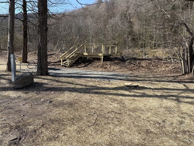 Image 1 for Riverfront-Tent 1