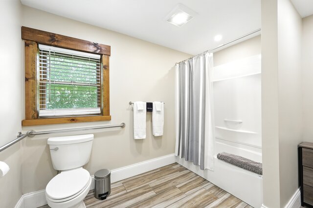 Image 7 for Deerfield Room