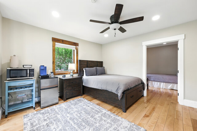 Image 2 for Deerfield Room