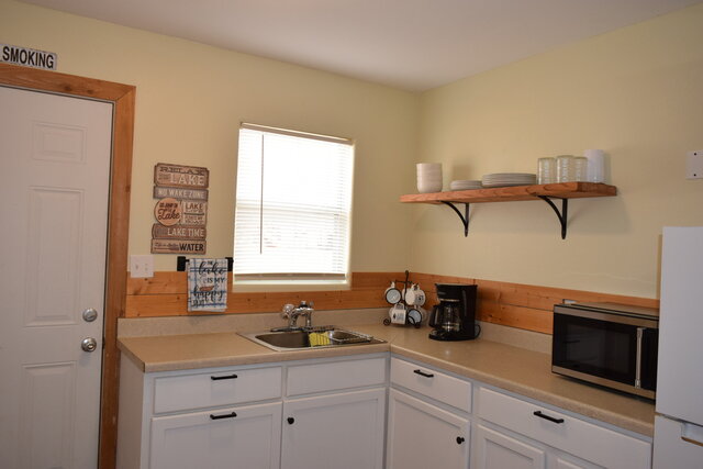 Image 2 for 03) Sun Flower Cabin