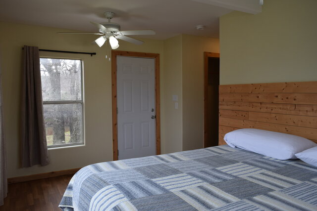 Image 7 for 03) Sun Flower Cabin