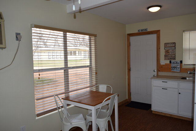 Image 4 for 03) Sun Flower Cabin