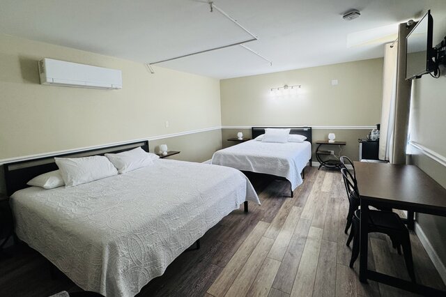 Image 2 for Room 2