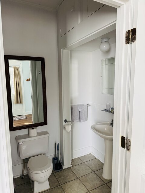 Image 5 for Room 12